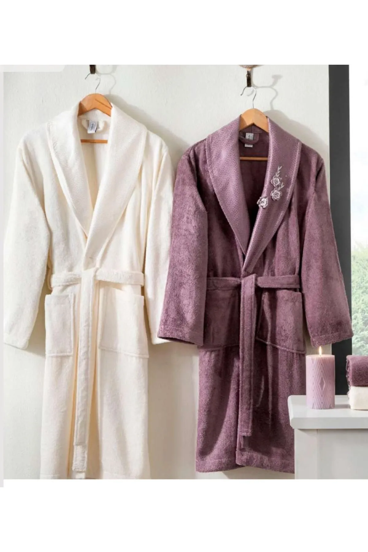 Özdilek%20NANCY%20BAMBU%20HAPPY%20SET%20(Bornoz%20Seti)%20Mürdüm-%20Krem