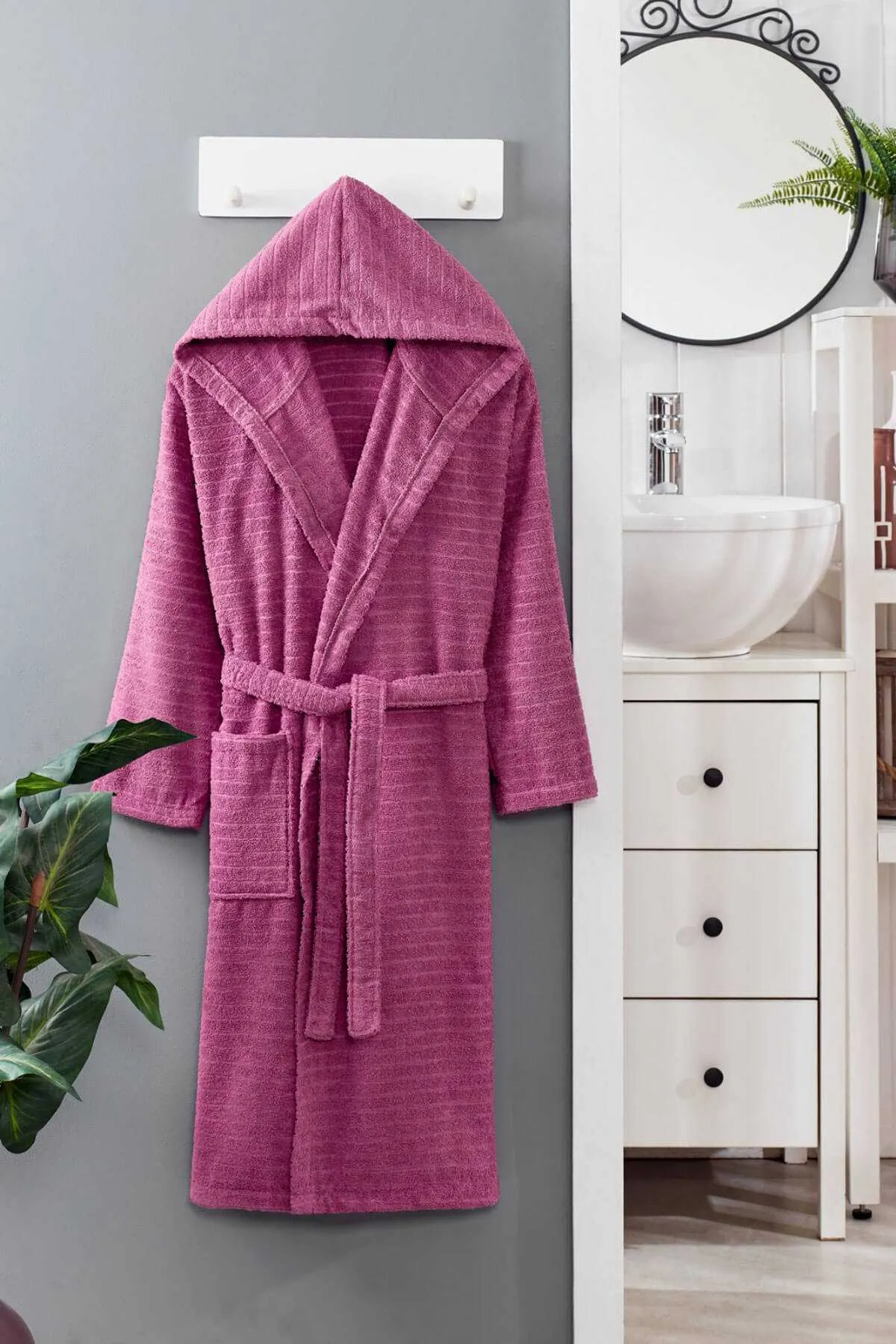 Eco%20concept,%20Kapüşonlu%20Unisex%20Banyo%20Bornozu%20%100%20Soft%20Pamuklu%20(%20S%20/%20M%20)