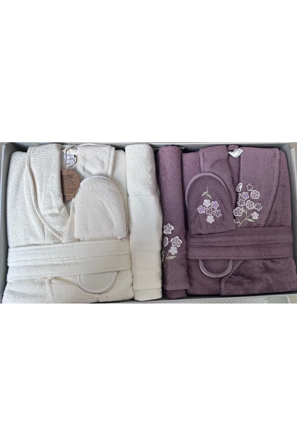 Özdilek%20NANCY%20BAMBU%20HAPPY%20SET%20(Bornoz%20Seti)%20Mürdüm-%20Krem
