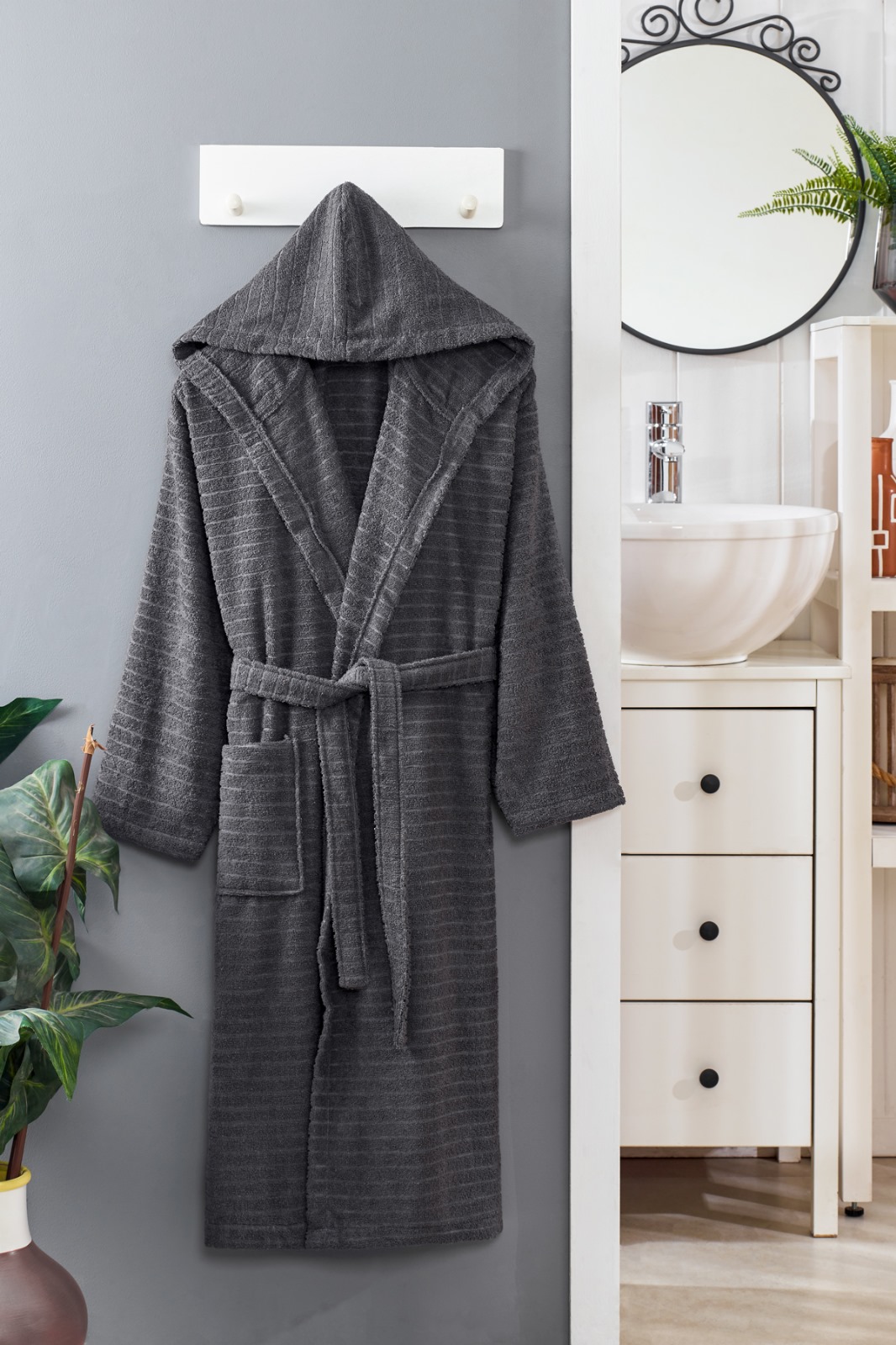 Eco%20concept,%20Kapüşonlu%20Unisex%20Banyo%20Bornozu%20%100%20Soft%20Pamuklu%20(%20L/XL%20)